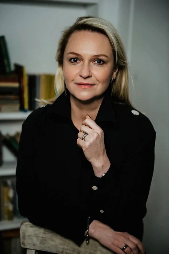 Евгения Власова возглавила рейтинг CRE 100 Евгения Власова возглавила рейтинг CRE 100