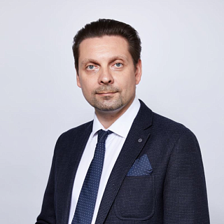 Дмитрий Гусев – эксперт CRE Moscow Awards 2025 Дмитрий Гусев – эксперт CRE Moscow Awards 2025