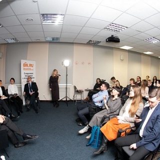 Деловой Meeting! "Общественное пространство как бизнес" Деловой Meeting! "Общественное пространство как бизнес"